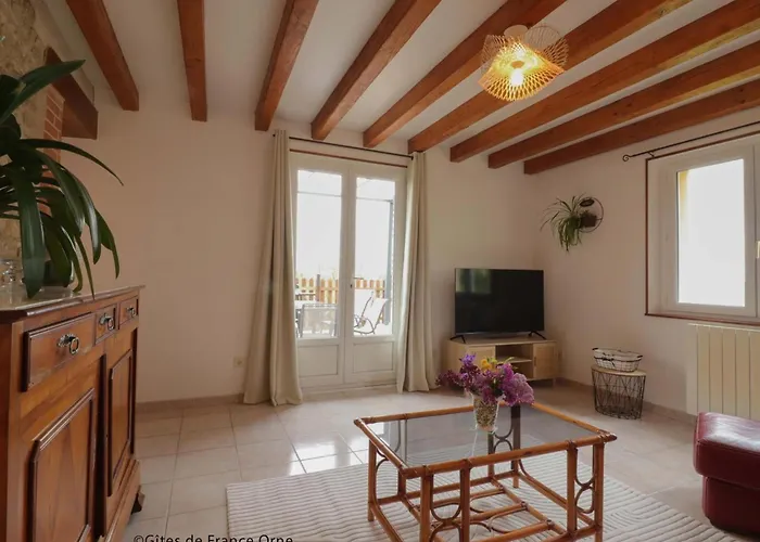 Maison Independante Avec Vue Exceptionnelle Au Pays D'auge - Fr-1-497-259 * Gacé